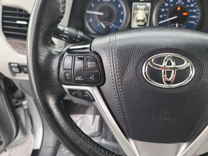 Vehicle image 36 of 56