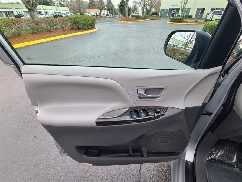 Vehicle image 40 of 56