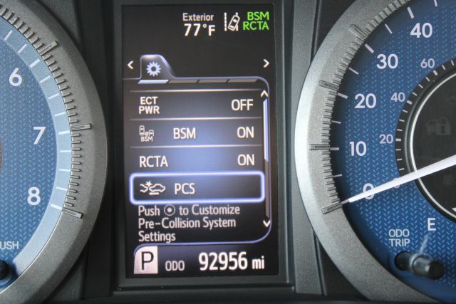 Vehicle image 17 of 36