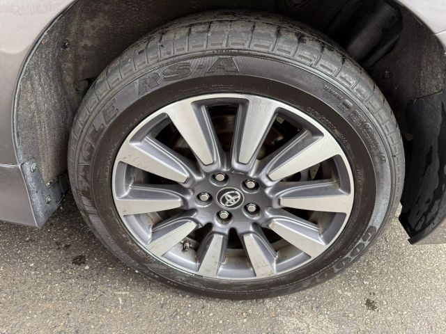 Vehicle image 42 of 49