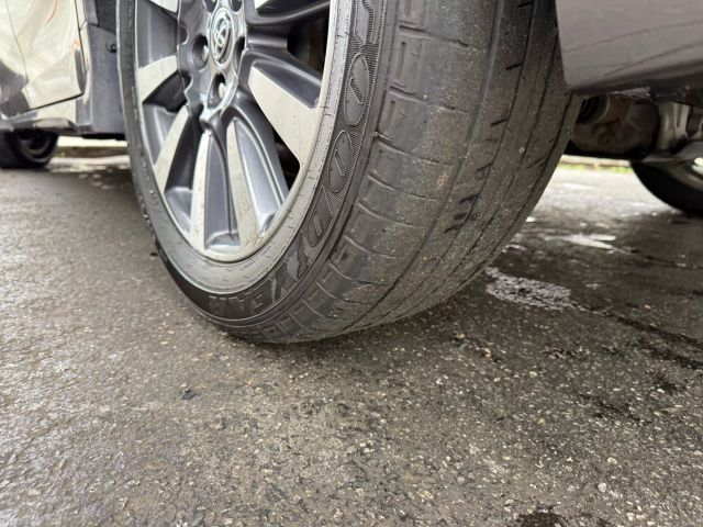 Vehicle image 43 of 49
