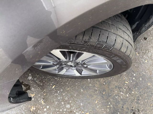 Vehicle image 38 of 49
