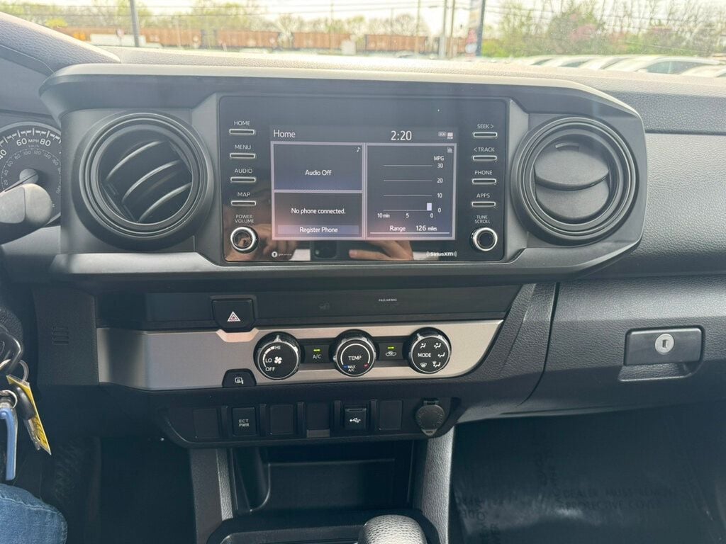 Vehicle image 15 of 16