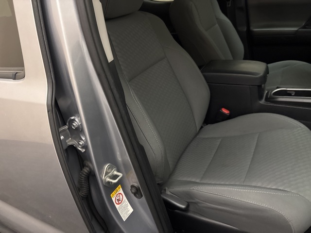 Vehicle image 12 of 22