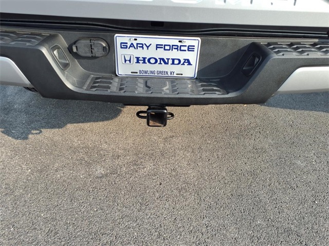 Vehicle image 19 of 21