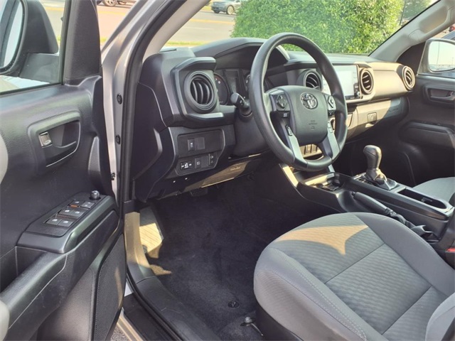Vehicle image 6 of 21