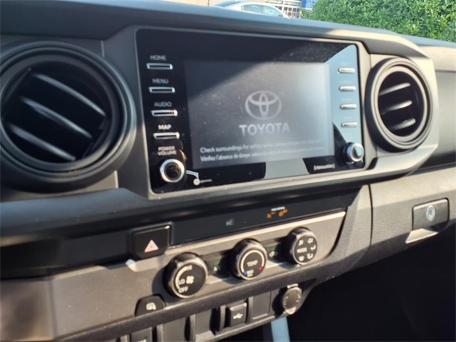 Vehicle image 8 of 21