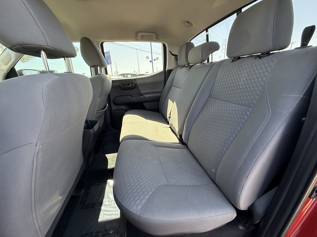 Vehicle image 20 of 25