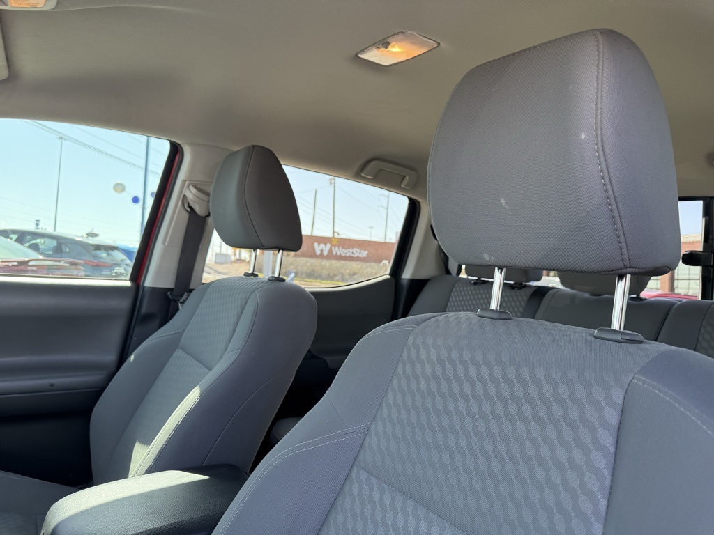 Vehicle image 12 of 25