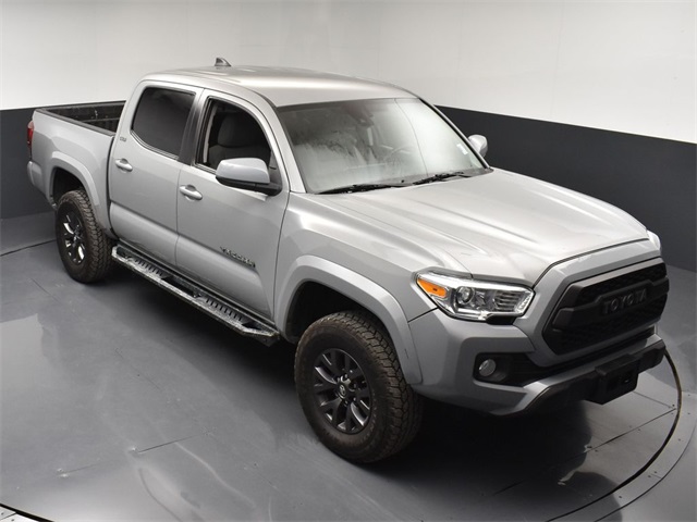 Vehicle image 6 of 53