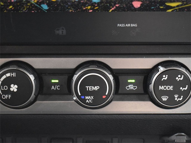 Vehicle image 41 of 53