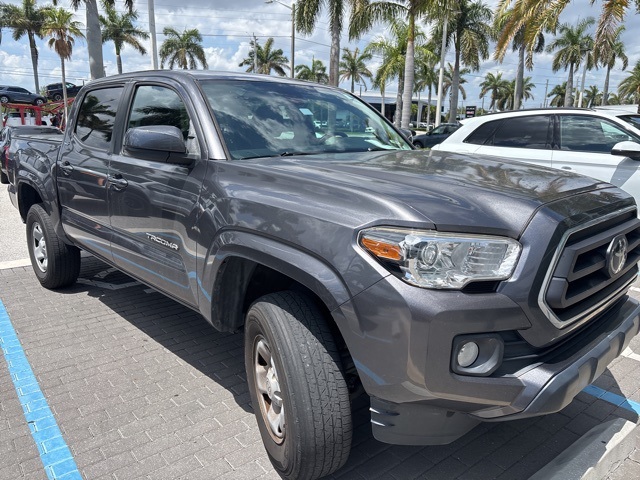 Vehicle image 3 of 5