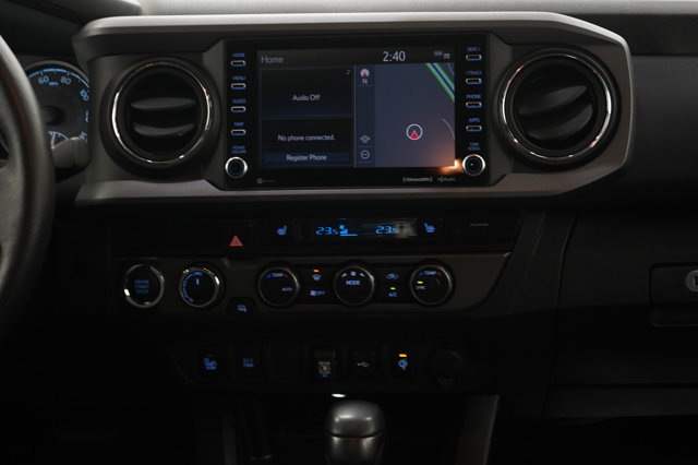 Vehicle image 14 of 30