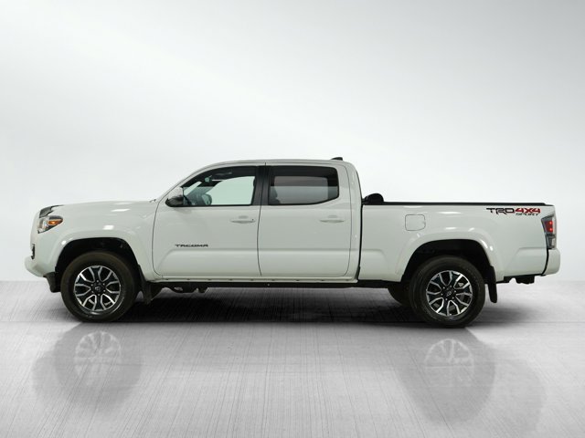 Vehicle image 8 of 30