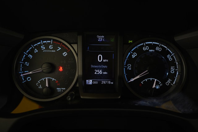 Vehicle image 25 of 30
