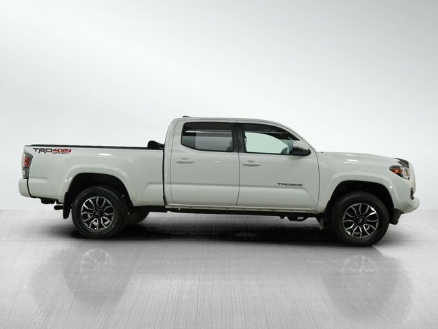 Vehicle image 4 of 30