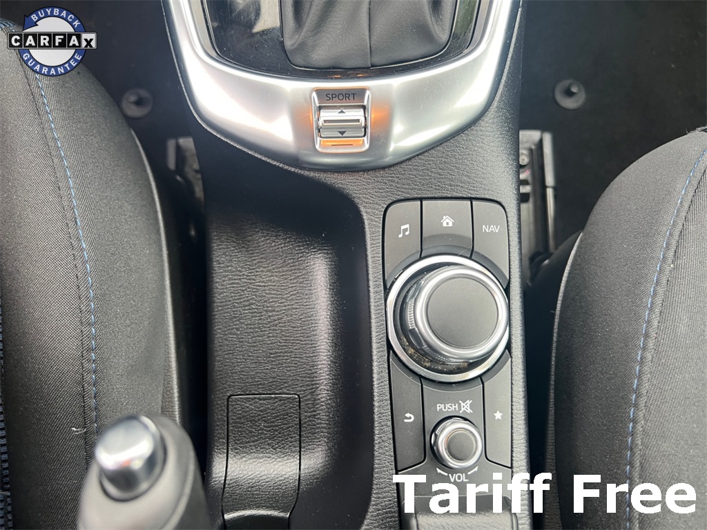 Vehicle image 18 of 19