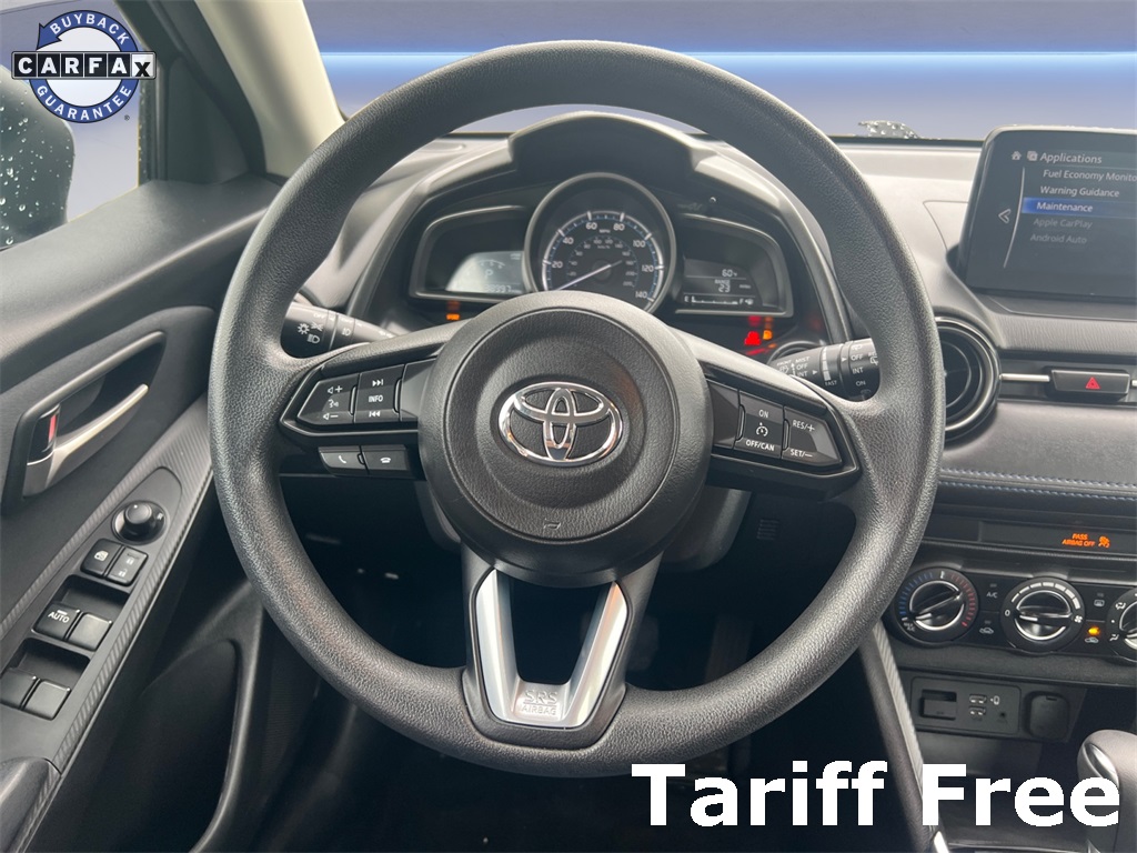 Vehicle image 13 of 19