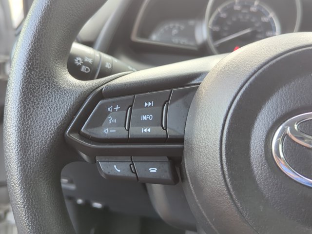 Vehicle image 16 of 30