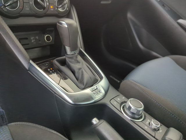 Vehicle image 24 of 30