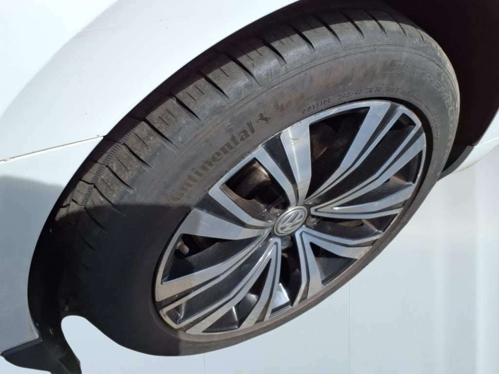 Vehicle image 6 of 18