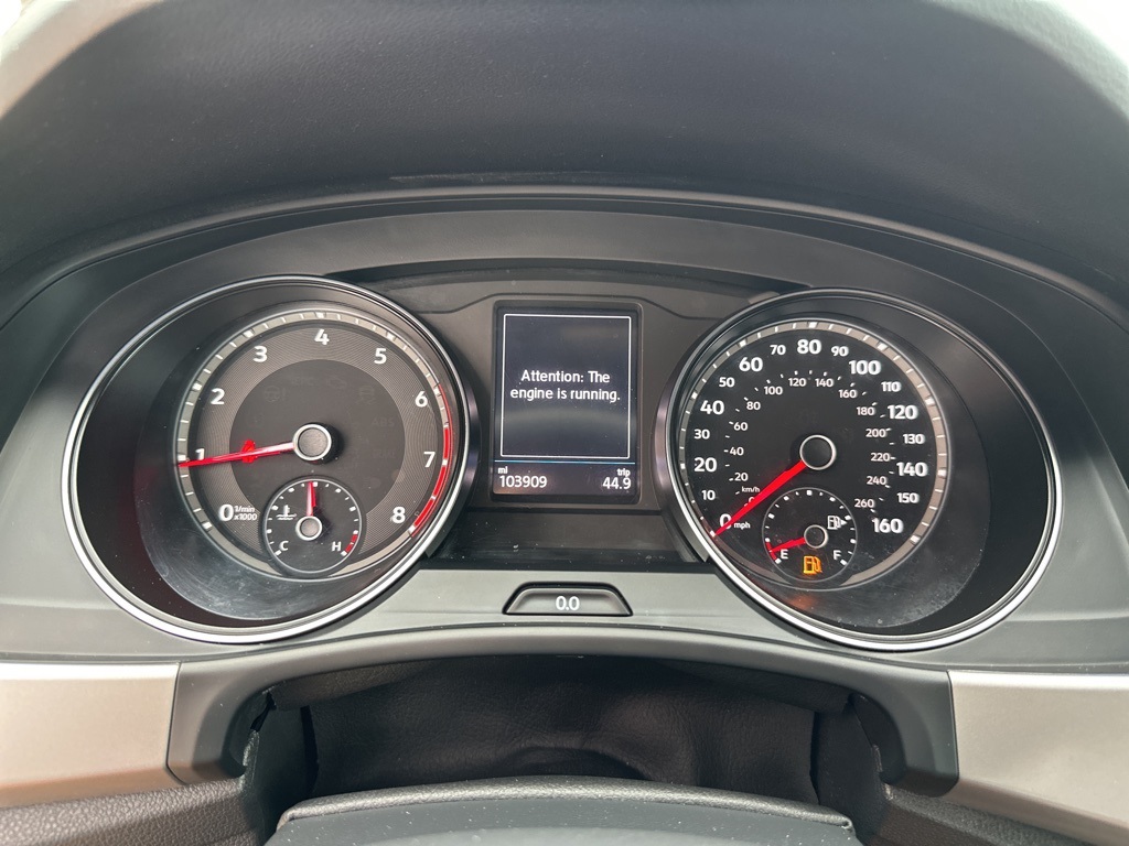 Vehicle image 18 of 23