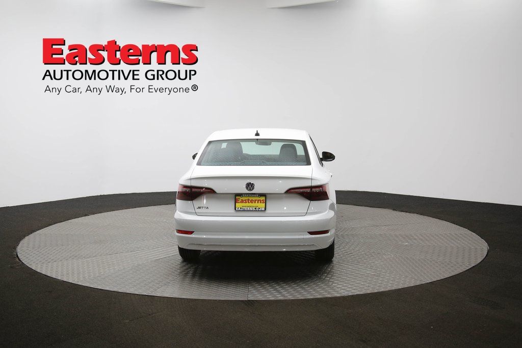 Vehicle image 13 of 61
