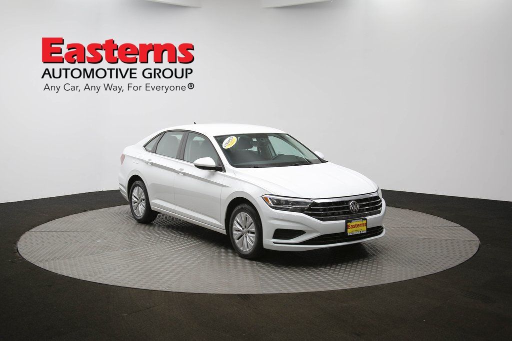 Vehicle image 25 of 61