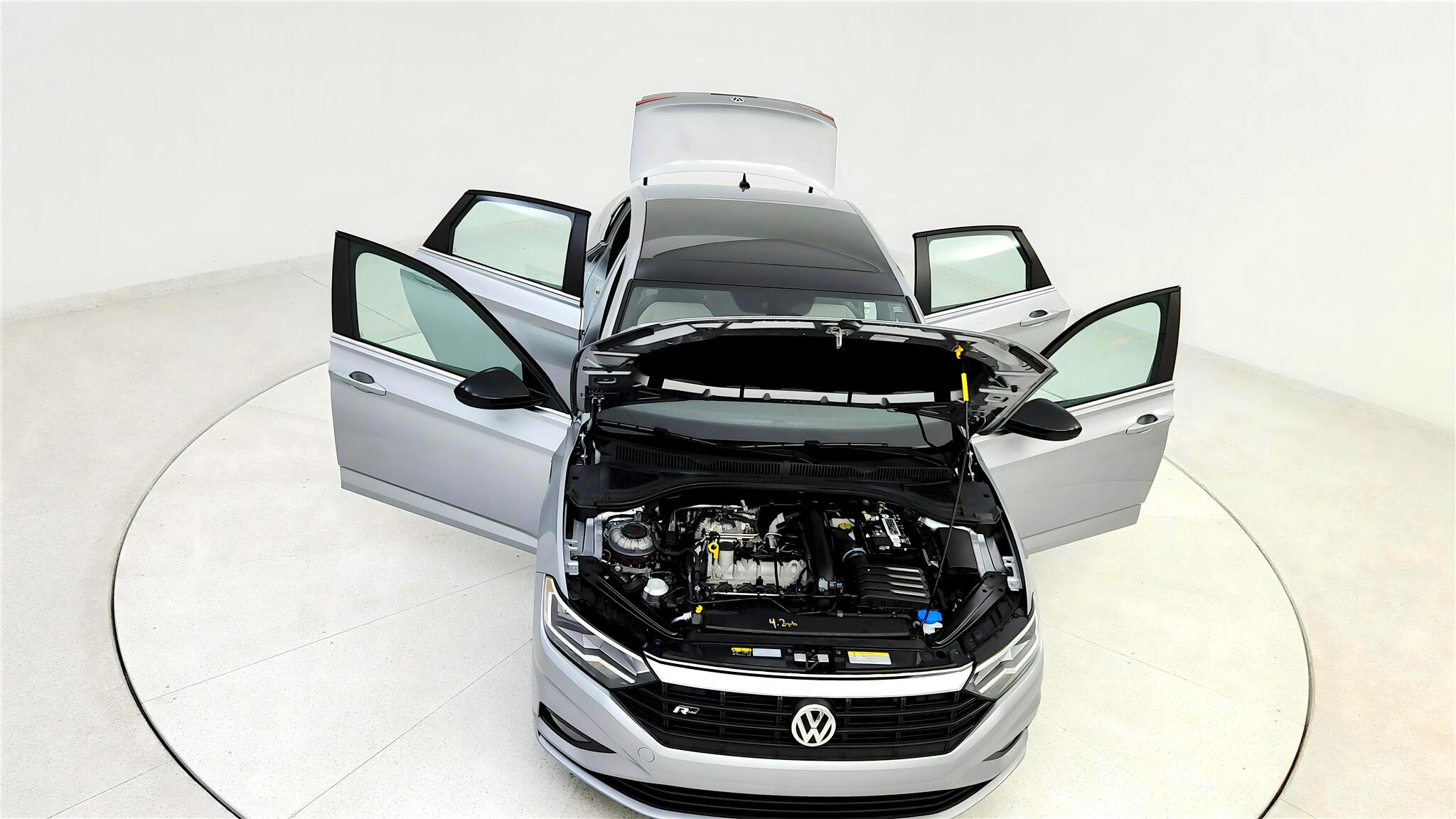 Vehicle image 16 of 51
