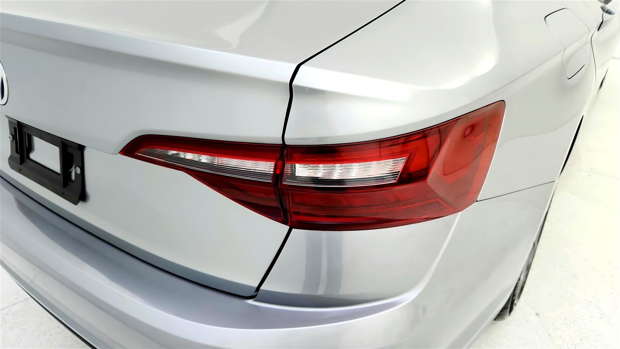 Vehicle image 42 of 51