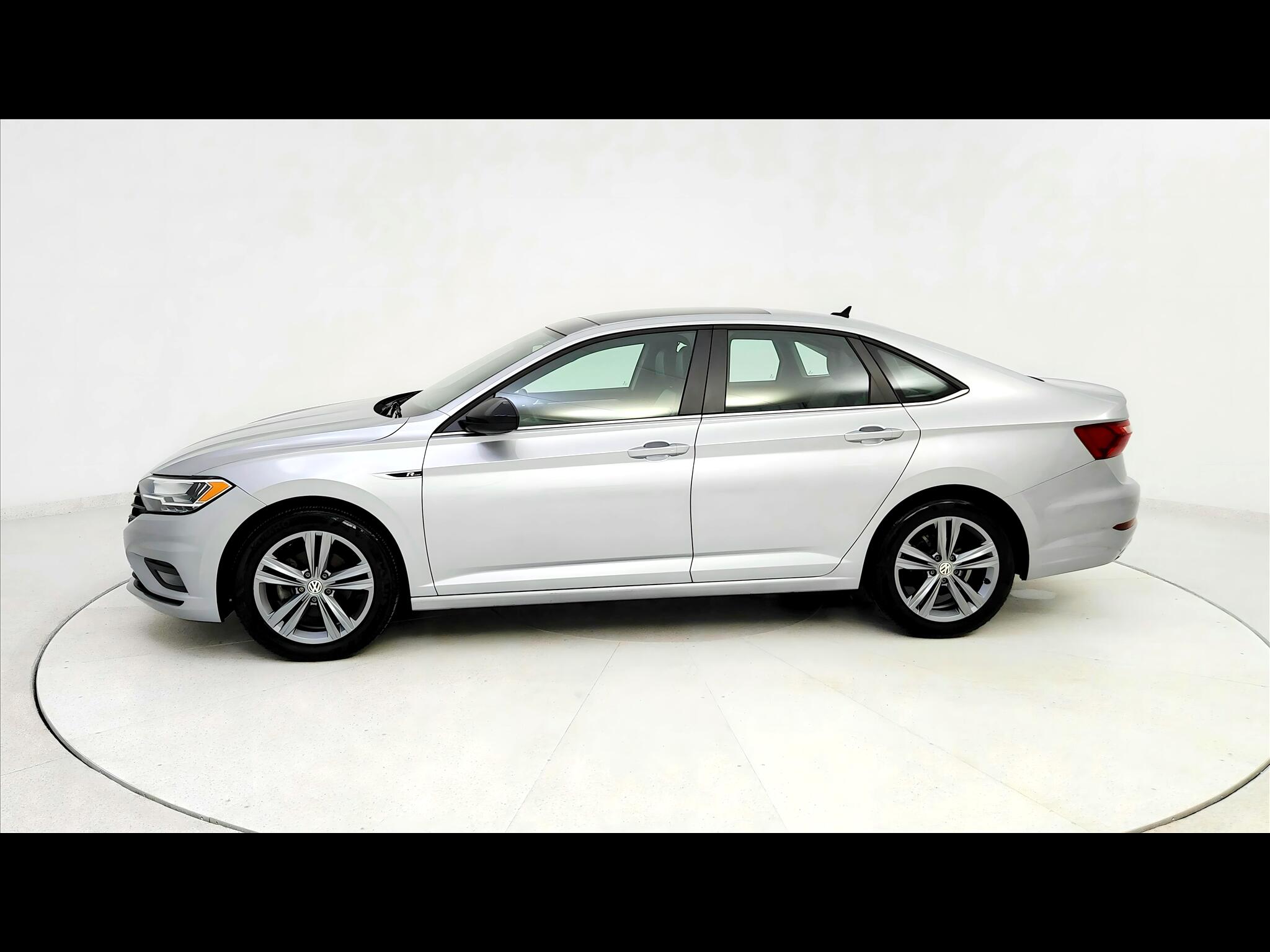 Vehicle image 2 of 51