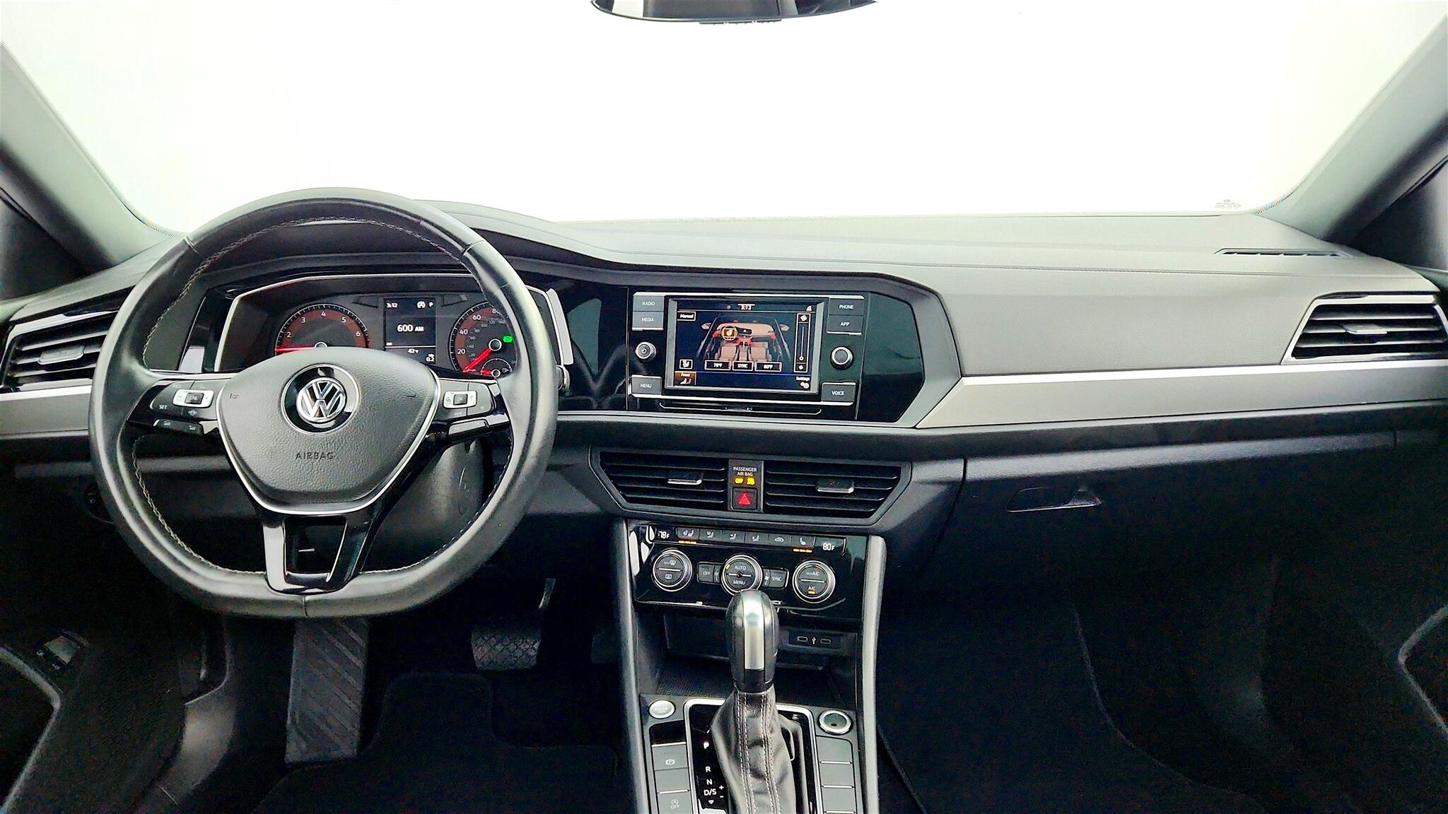 Vehicle image 34 of 51