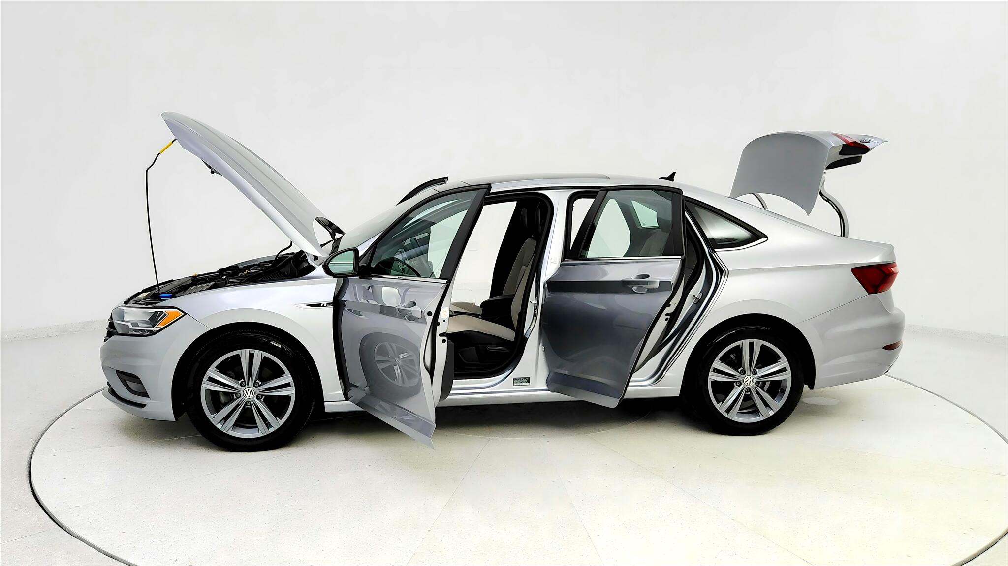 Vehicle image 10 of 51