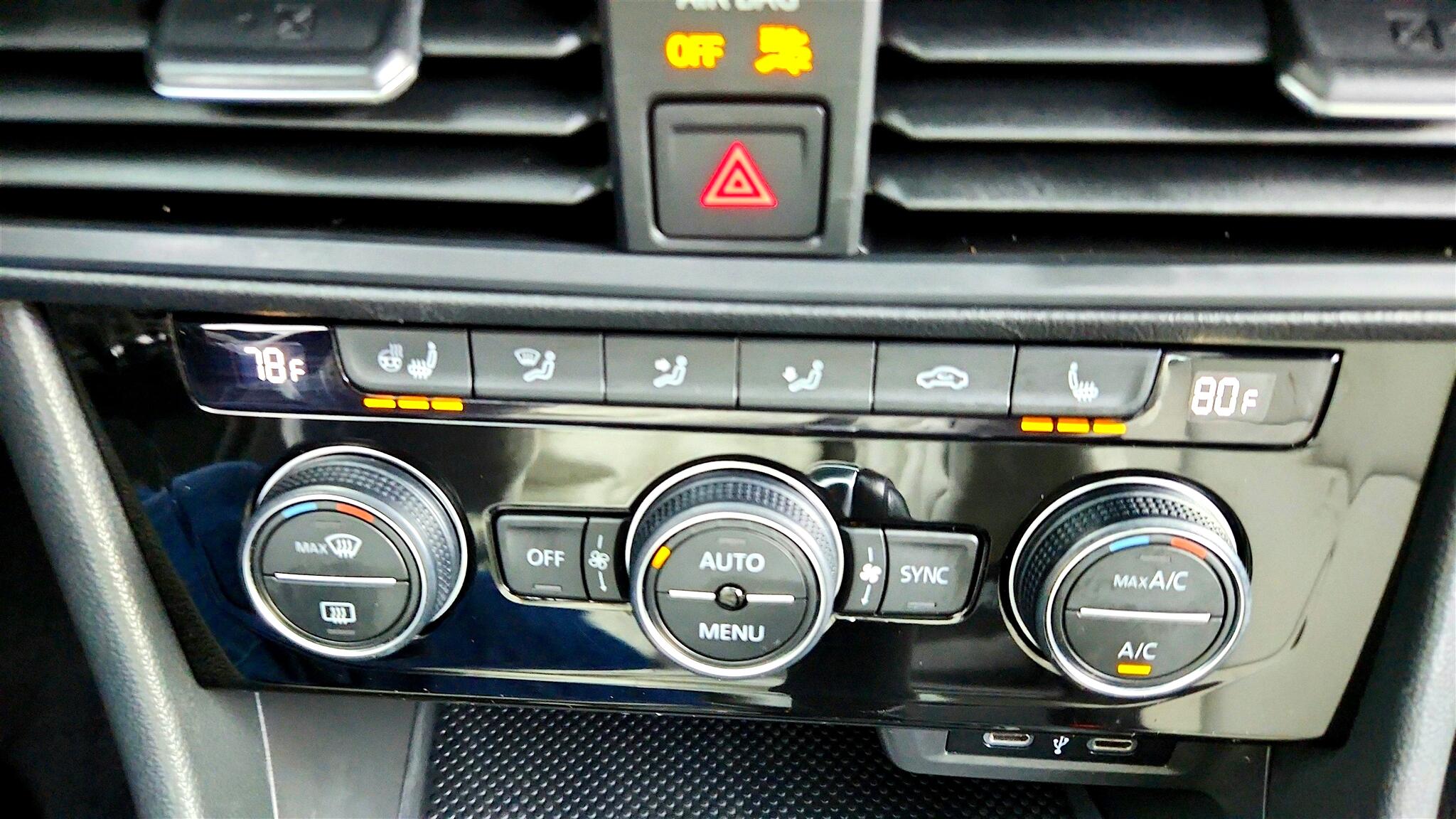 Vehicle image 26 of 51