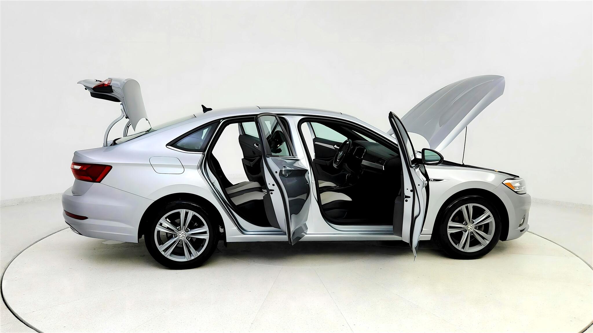 Vehicle image 11 of 51