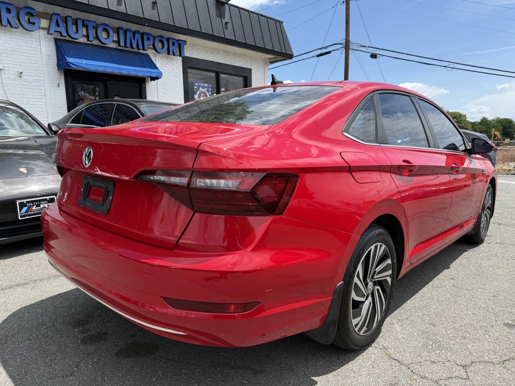 Vehicle image 5 of 33