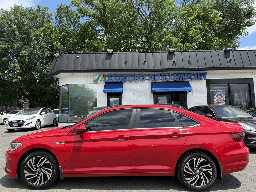 Vehicle image 7 of 33