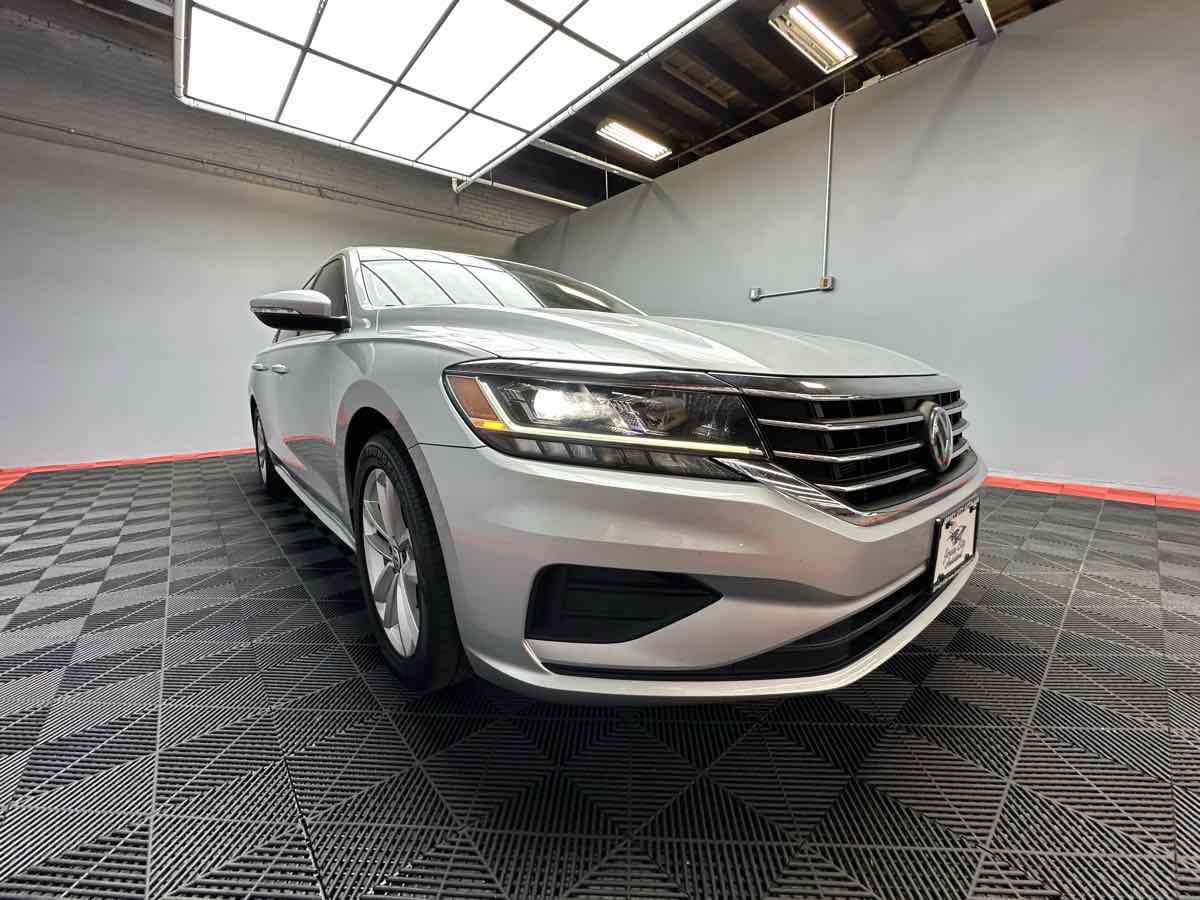 2020 Volkswagen Passat 2.0T SE Image 16 of 34