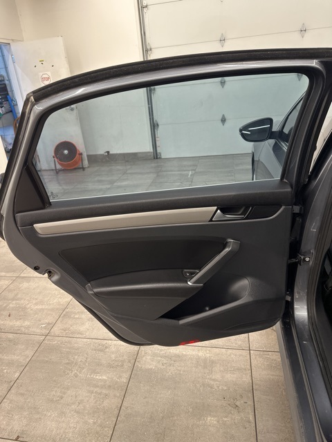 2020 Volkswagen Passat 2.0T SE Image 30 of 37