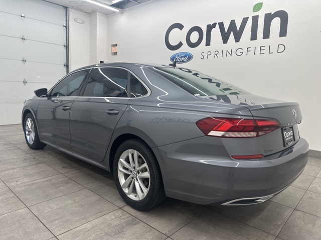 2020 Volkswagen Passat 2.0T SE Image 6 of 37