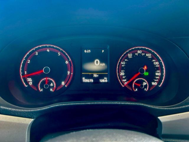 2020 Volkswagen Passat 2.0T SE Image 8 of 10
