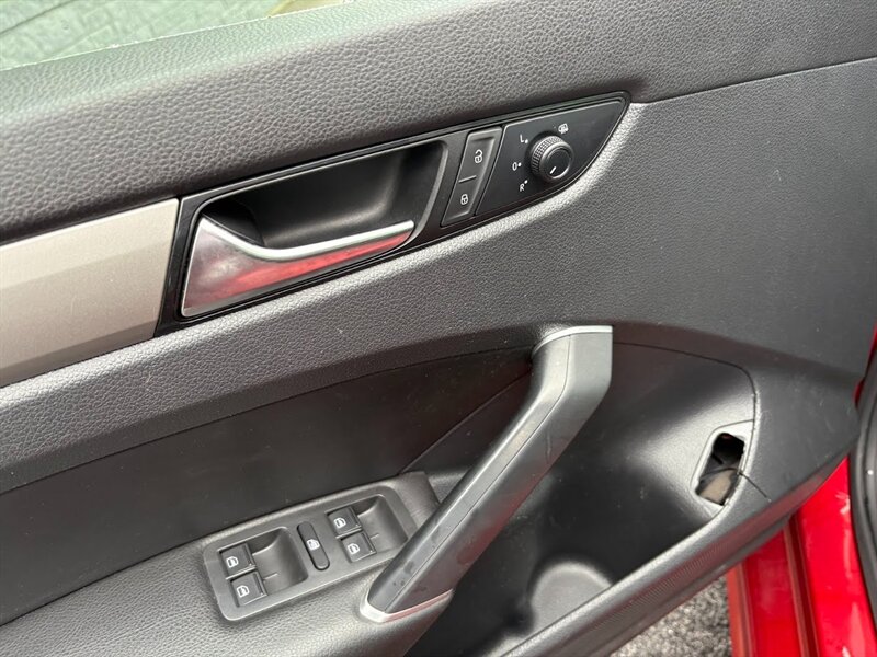 Vehicle image 12 of 37