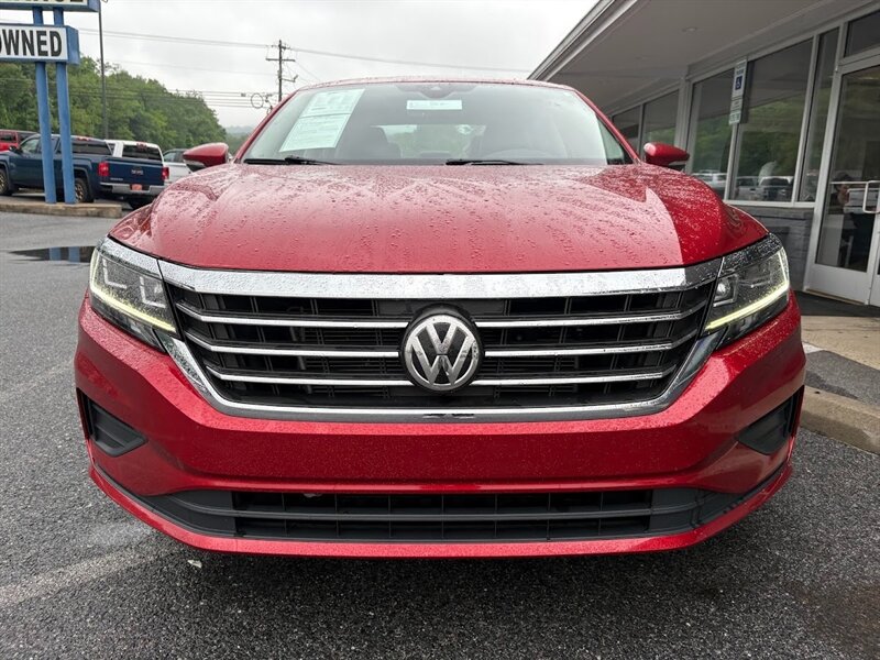 Vehicle image 10 of 37