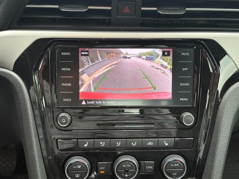 Vehicle image 9 of 37