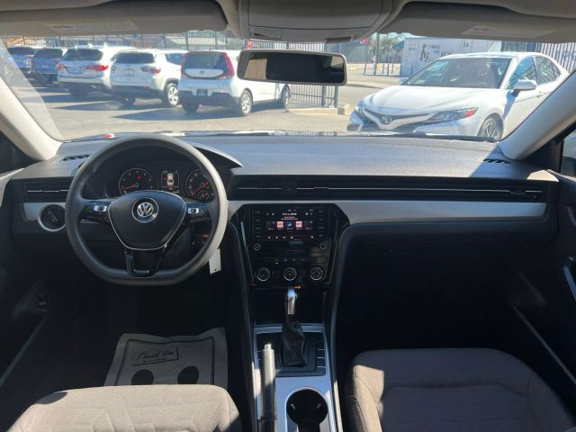2020 Volkswagen Passat 2.0T S Image 14 of 23