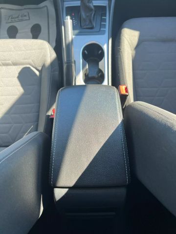 2020 Volkswagen Passat 2.0T S Image 19 of 23