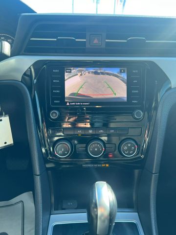 2020 Volkswagen Passat 2.0T S Image 15 of 23
