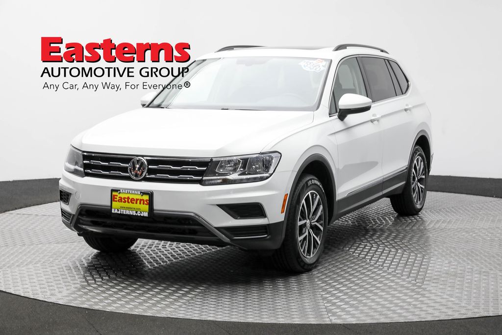 Vehicle image 9 of 62