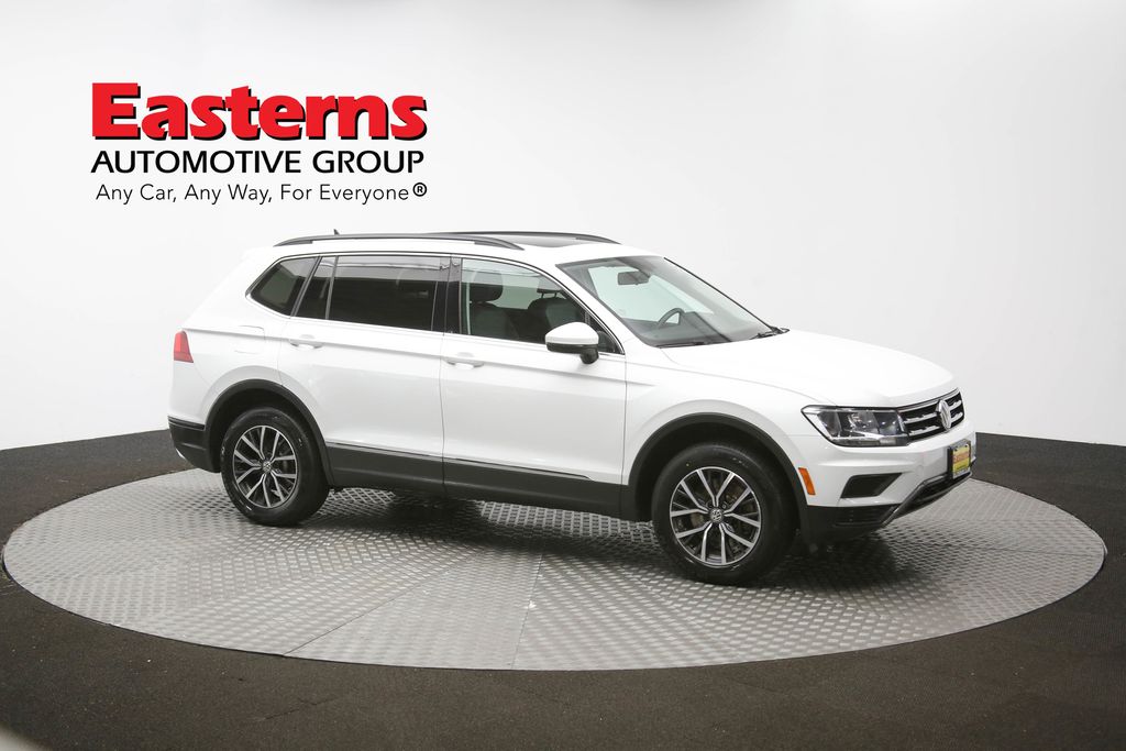 Vehicle image 23 of 62