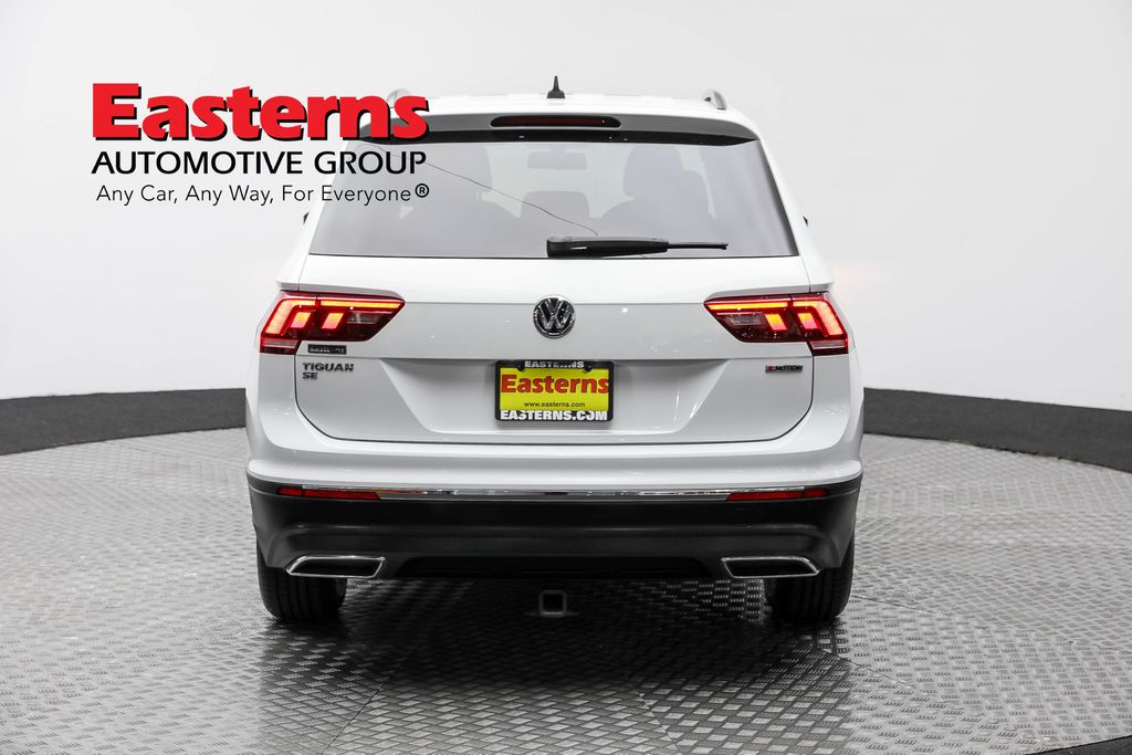 Vehicle image 13 of 62